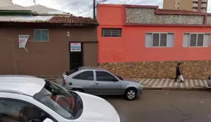 Excelente  residencia ampla muito bem localizada