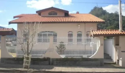 CASA em Nova Lindoinha, (Aguas de Lindóia) - SP