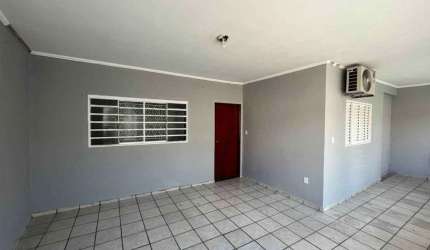 CASA em JARDIM GERSON FRANÇA, (Bauru) - SP
