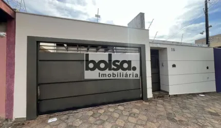 LINDA CASA NO VILA SOUTO COM EDICULA ! !
