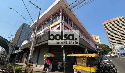 PRÉDIO COMERCIAL DE ESQUINA NO CENTRO ! !