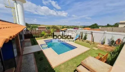 CASA NO CONDOMINÍO PRIMAVERA ! !