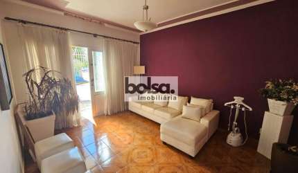 EXCELENTE CASA PARA USO COMERCIAL