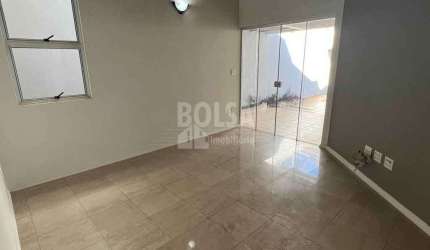EXCELENTE CASA - VILLAGGIO II