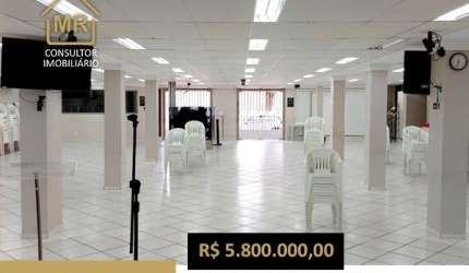 Prédio Comercial no Centro de Laranjeiras