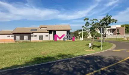 TERRENO A VENDA NO CONDOMÍNIO HARAS PINDORAMA - JACARÉ - CABREÚVA/SP.