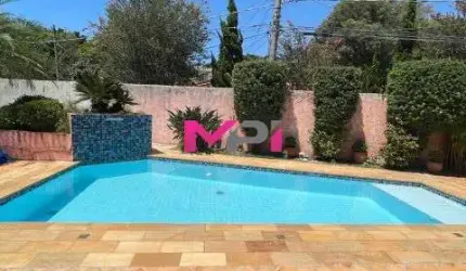 CASA TERREA A VENDA JARDIM DAS SAMAMBAIAS - JUNDIAI SP. ÁREA CONSTRUIDA: 348m2. ÁREA TERRENO: 637m2.