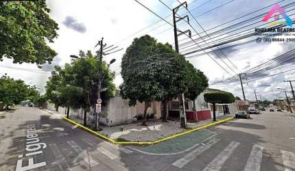Clínica na Parquelândia com 6 consultórios amplos e ponto comercial, vizinho à Igreja Redonda