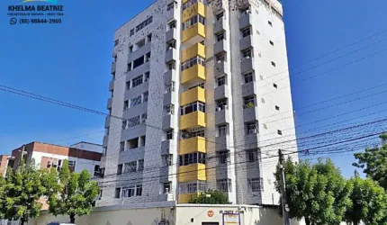 Vendo apartamento com 3 quartos, ampla sala, varanda, elevador, Aldeota