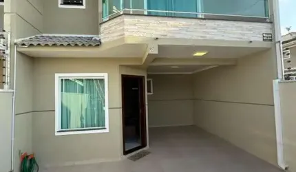 Sobrado para Venda em São José dos Pinhais, Costeira