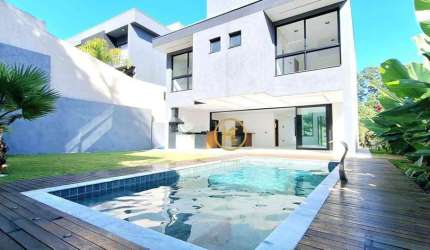 Casa com 4 quartos à venda, 320 m² por R$ 3.100.000 - Granja Viana - Vintage - Cotia/SP