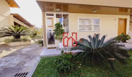 Apartamento com 2 dormitórios à venda, 77 m² por R$ 680.000,00 - Santinho - Florianópolis/SC