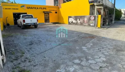 Espaço ótimo para comercio em Barreiros em São José com 180m