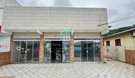Casa e 3 Salas Comerciais