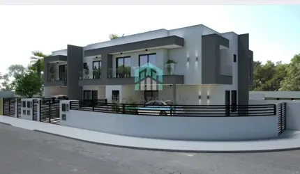 Casa geminada à venda em Forquilhas, São José: 86m², 2 suítes, 2 banheiros, por R$465.000. Confira!