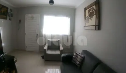 Sobrado de 2 suítes em condomínio na Vila Alpina, São Paulo-SP: 2 quartos, 1 sala, 2 vagas, 75m² de área. Garanta já!