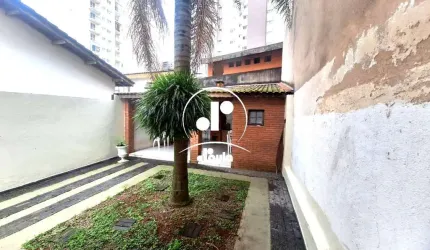 Oportunidade única! Sobrado à venda em Santo André-SP, Vila Valparaíso. 3 quartos, 4 banheiros, 5 vagas de garagem.