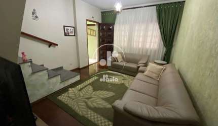 Vila Humaita. Sobrado com 199m2, 3 dormitórios, 2 vagas, quintal lateral e ampla dependência nos fundos.