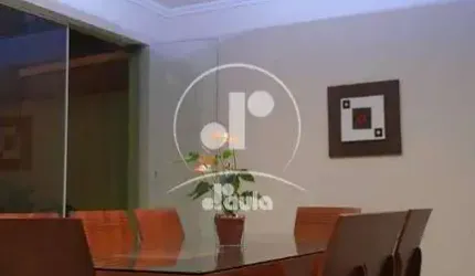 Sobrado a venda, com 3 dormitórios planejados, 4 vagas de garagem, com 193m² na Vila Francisco Matarazzo em Santo André