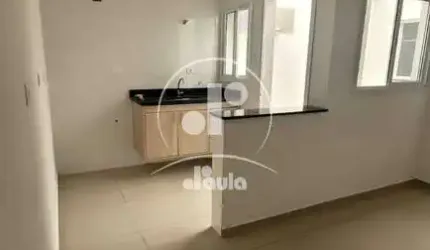 Sobrado a venda com 140m², 3 suítes e 2 vagas de garagem na Vila Camilopólis em Santo André