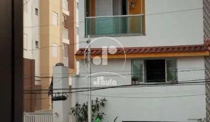 Sobrado de 153m² à venda em Santo André-SP: 2 suítes, 4 banheiros e 2 vagas. Venha conhecer!