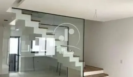 Sobrado a venda com 300?, elevador, 3 suítes, 5 banheiros, 5 vagas, na Vila Alpina, Santo André/SP.