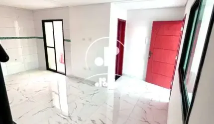 Sobrado à venda em Santo André-SP, Jardim Santo Alberto: 2 quartos, 2 suítes, 1 sala, 1 banheiro, 1 vaga, 76m²!