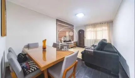Jardim Jamaica. Sobrado 3 quartos sendo 1 suíte, total 4 banheiros edícula, 2 vagas.