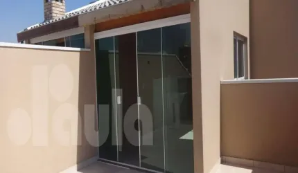 Cobertura à venda na Vila Camilópolis, Santo André-SP: 2 quartos, 1 banheiro, 1 vaga de garagem!