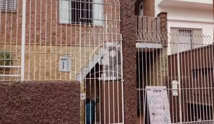Casa 3 dormitórios sendo 1 suíte mais sobrado nos fundos a venda próximo à Rua das Hortênsias