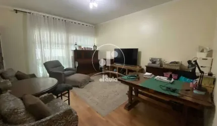 Casa à venda em Santo André-SP: Vila Bastos, 3 quartos, 1 suíte, 2 salas, 4 banheiros, 4 vagas de garagem, 253m². Confira!