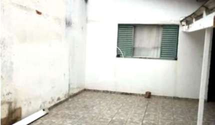 Imperdível: Casa à venda em Santo André-SP, Jardim Stella! 2 quartos, 2 salas, 1 banheiro, 125m² de área. Confira já!