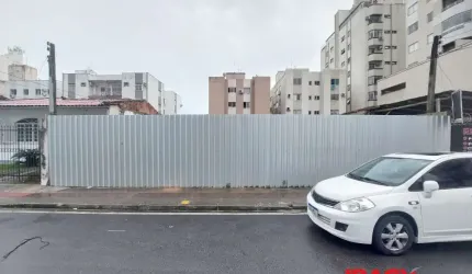 Terreno comercial para alugar na Rua João Batista Derner Neves, 66, Kobrasol, São José, 360 m2 por R$ 2.500