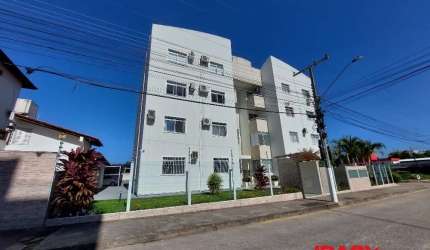 Apartamento com 2 quartos para alugar na Rua Najla Carone Guedert, 1079, Pagani, Palhoça, 52 m2 por R$ 1.400