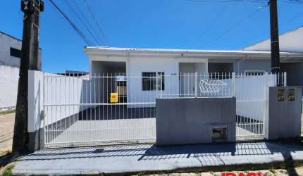 Casa com 2 quartos para alugar na Afonso Popenga, 2015, Aririu, Palhoça, 60 m2 por R$ 1.800
