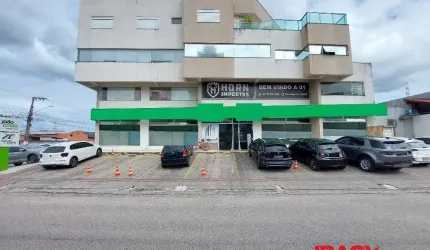 Apartamento com 3 quartos para alugar na Avenida Hilza Terezinha Pagani, 936, Pagani, Palhoça, 300 m2 por R$ 6.000