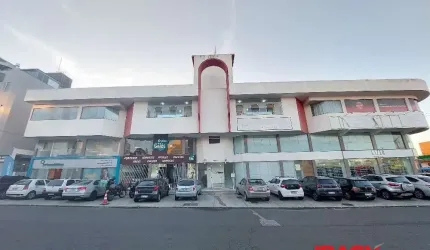 Sala comercial com 4 salas para alugar na Avenida Leoberto Leal, 1205, Barreiros, São José, 72 m2 por R$ 3.000