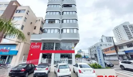 Sala comercial com 1 sala para alugar na Avenida Lédio João Martins, 500, Kobrasol, São José, 26 m2 por R$ 900