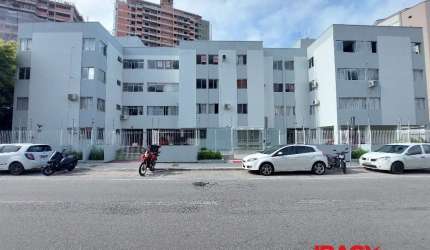 Apartamento com 3 quartos para alugar na Rua Adhemar da Silva, 352, Kobrasol, São José, 79 m2 por R$ 2.750