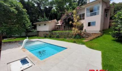 Casa com 3 quartos para alugar na Rua Cônego Serpa, 435, Santo Antônio de Lisboa, Florianópolis, 319 m2 por R$ 10.500