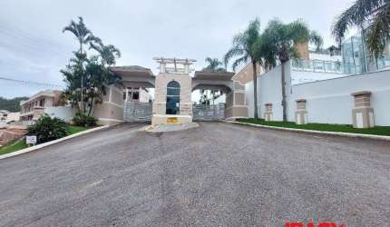 Casa em condomínio fechado com 4 quartos para alugar na Rodovia Haroldo Soares Glavan, 3522, Cacupé, Florianópolis, 266 m2 por R$ 13.000
