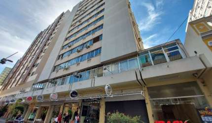 Apartamento com 3 quartos para alugar na Rua Vidal Ramos, 178, Centro, Florianópolis, 99 m2 por R$ 3.000