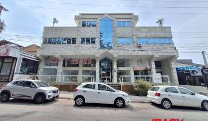 Sala comercial com 1 sala para alugar na Avenida Afonso Delambert Neto, 619, Lagoa da Conceição, Florianópolis, 55 m2 por R$ 2.400