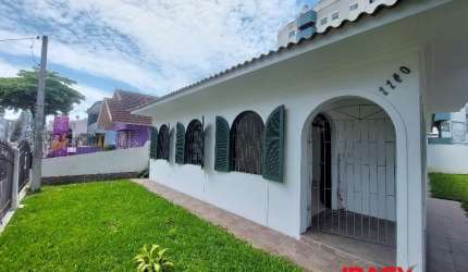 Casa com 3 quartos para alugar na Rua Adhemar da Silva, 1140, Kobrasol, São José, 204 m2 por R$ 10.900