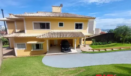 Casa com 4 quartos para alugar na EMBAUBAS, 233, Centro, Florianópolis, 291 m2 por R$ 15.000