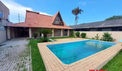 Casa com 4 quartos para alugar na Quimboas, 160, Morro das Pedras, Florianópolis, 200 m2 por R$ 7.000