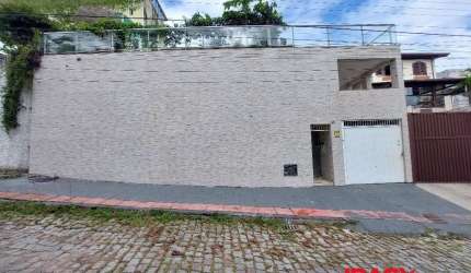 Casa com 1 quarto para alugar na Rua Mário Cândido da Silva, 46, Abraão, Florianópolis por R$ 3.000