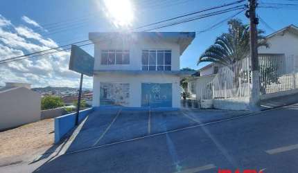 Barracão / Galpão / Depósito com 1 sala para alugar na Gertrudes Rampinelli, 87, Fazenda Santo Antônio, São José, 75 m2 por R$ 2.500