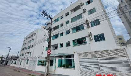 Apartamento com 2 quartos para alugar na Rua Recanto dos Santos, 129, Pedra Branca, Palhoça, 61 m2 por R$ 2.400