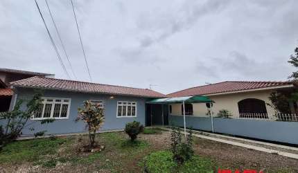 Casa com 2 quartos para alugar na Saturnino Henrique Leite, 72, Picadas do Sul, São José, 90 m2 por R$ 3.000
